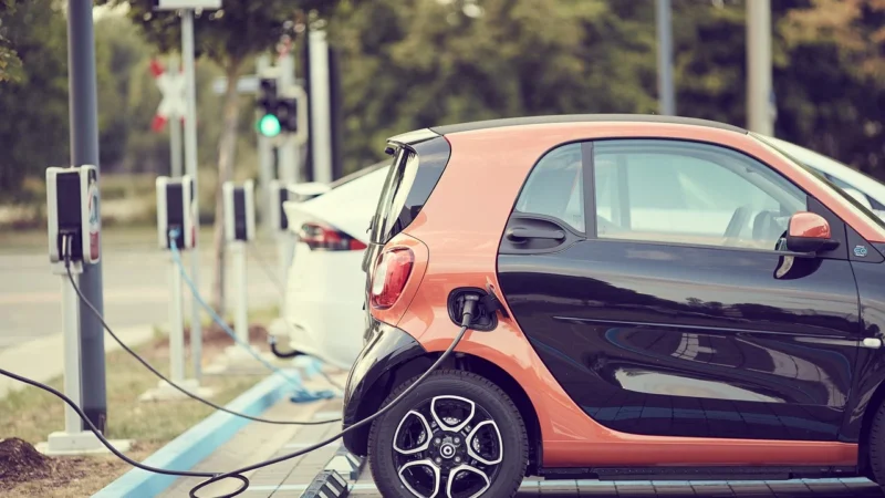 Co hledat při testování elektromobilů: klíčové faktory úspěchu a spolehlivosti
