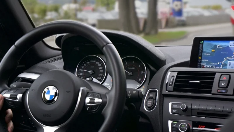 Nejlepší aplikace a navigace pro cestování autem